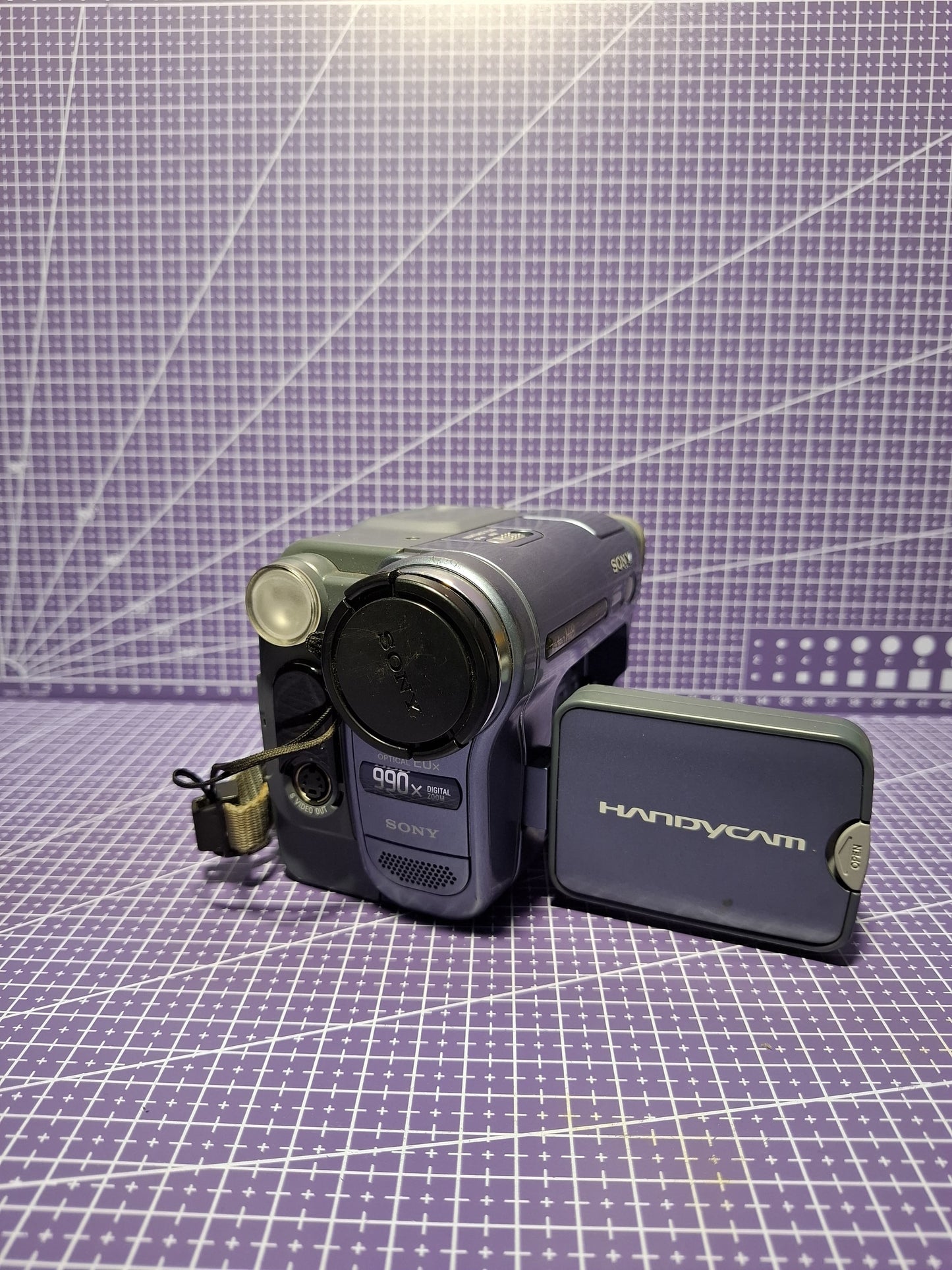 Sony TRV 228e mint condition