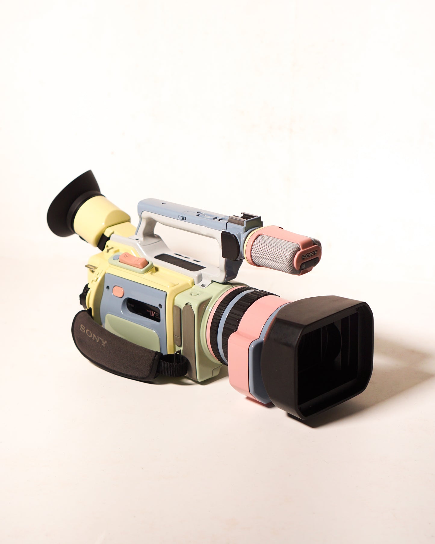 VX2100 + Custom Paintjob ( Customize )