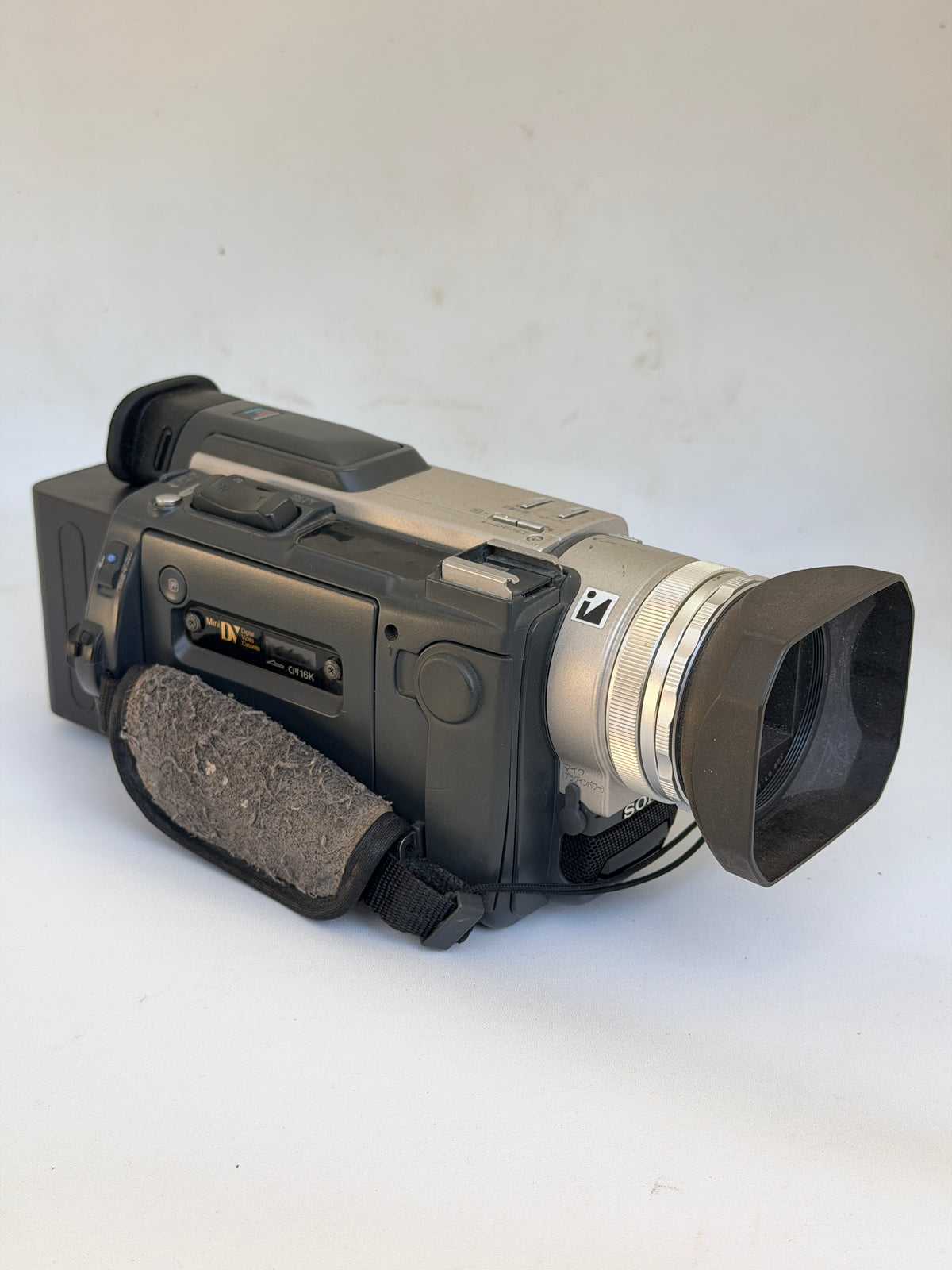 Sony Trv900 NTSC ( Japan Version )
