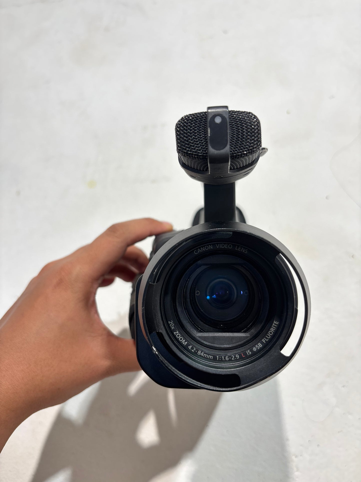 Canon XV2 Ready to film with MRC-1 Tapeless